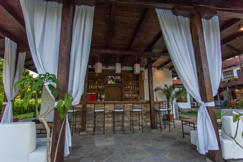 Family Hotel Strannopriemnitza Oreshak  Exterior photo